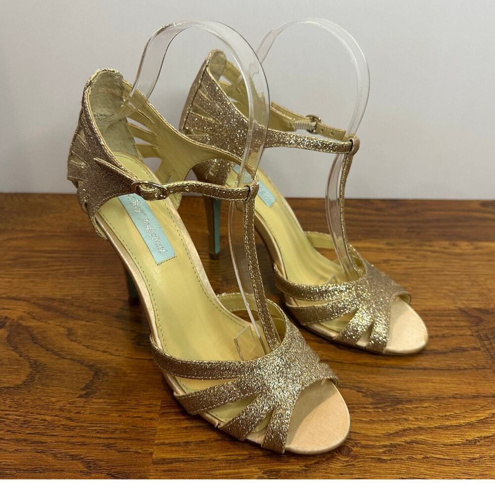 Betsey Johnson SB-Tee Glitter Strappy Heels Women’s 7.5 Champagne Gold Party